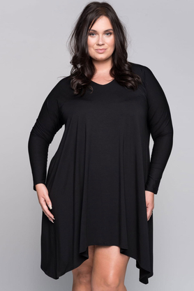 Sukienka No.5 plus size czarna by Marita Bobko