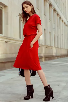 Sukienka uniwersalna z kieszeniami czerwona by Kasia Miciak